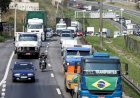 Mesmo com adesão menor, caminhoneiros mantêm greve
