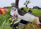 Bombeiros resgatam condutor de veículo após colisão BR-153 em Jaraguá