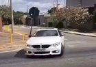 Motorista de carro de luxo realiza manobras de alto risco no Anel Viário