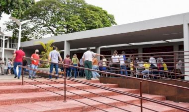 Ao menos duas cidades vacinam pessoas fora dos grupos prioritários a receber doses da CoronaVac em Goiás, diz conselho