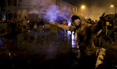 Protestos contra confinamento deixam mais de 220 feridos no Líbano