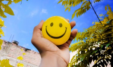 É possível aprender a ser feliz, indica estudo