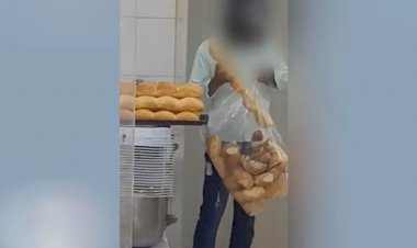 Em Goiás: Motociclista pega pães com as mãos e sem máscara em supermercado
