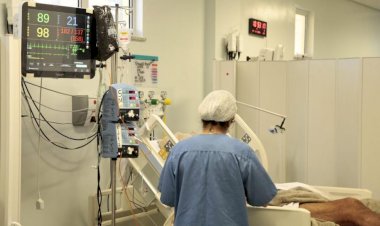 Metade dos pacientes internados em UTI covid no SUS morre