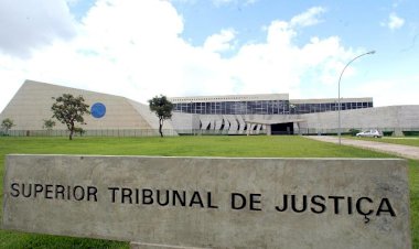 STJ garante aposentadoria de subtenente à Maria Luiza, 1ª militar transexual