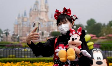 Disney e outros parques temáticos nos EUA atualizam regras sobre uso de máscaras