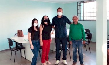 Vice – Prefeito Dino Ayres visita obras de revitalização do Conselho Municipal de Educação.