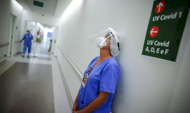 Pela primeira vez, mais da metade das internações por Covid-19 ocorreram entre pessoas não idosas, diz Fiocruz