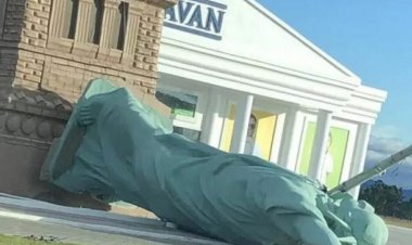 Ciclone no Rio Grande do Sul derruba estátua da loja da Havan