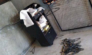 Em Goiás: Casal gay que sofreu ameaças por causa de casamento tem a loja furtada
