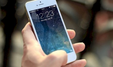 Paquistão decide cortar sinal de celular para quem recusar vacina contra Covid-19