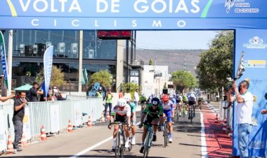 Volta Ciclística de Goiás é iniciada com etapas em Caldas Novas, Morrinhos e Ipameri