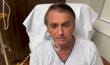 Bolsonaro diz que está no hospital por causa da facada de 2018
