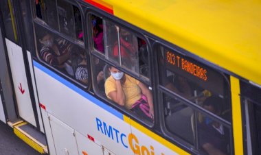 Usuários dos transporte relatam aglomerações em 1º dia sem embarque prioritário