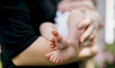 Revertida justa causa de mãe que faltava ao trabalho para amamentar