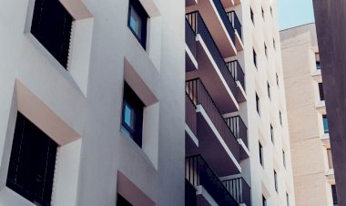 Imóvel entregue sem a decoração do folder não gera dano moral