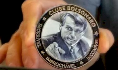 Diante de um salame, Jairzinho paz e amor dá lugar a Bolsonaro