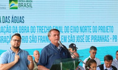 Governo Bolsonaro avalia auxílio diesel de R$ 400 para caminhoneiros em ano eleitoral