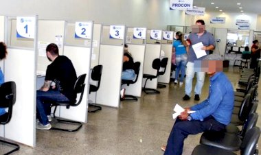 Em Goiás: Jovem é chamado de ''neguinho'' por atendente do Rápido