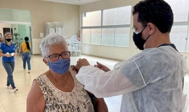 COVID-19: Prefeitura de Ceres continua a vacinação em Idosos com 60 anos ou mais nesta quinta-feira, 28 de outubro