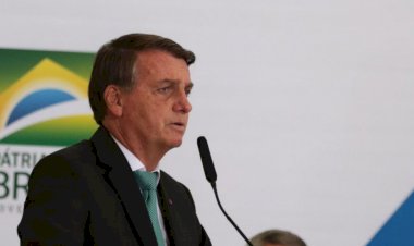 Bolsonaro quer usar dividendos da Petrobras para reduzir preço do diesel