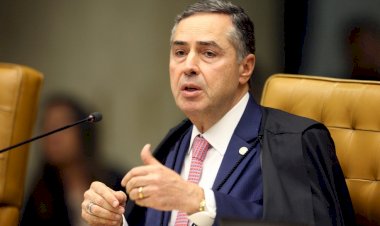 Covid: Barroso suspende parte da portaria do governo que impedia demissão de quem não se vacinar