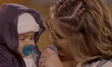 Filho de Marília Mendonça faz dois anos e ainda não sabe da morte da mãe; fotos e vídeos registram vários momentos deles juntos