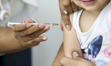 Vacina a crianças de 2 a 5 anos deve ter 3 doses e ainda vai demorar