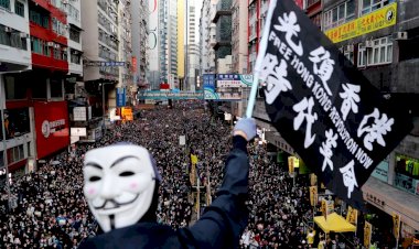 Relatório da Human Rights Watch alerta para riscos de autocracias pelo mundo, mas aponta reação em defesa da democracia