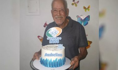 Idoso comemora 121 anos com bolo temático em Aparecida de Goiânia: 'O terror do INSS'