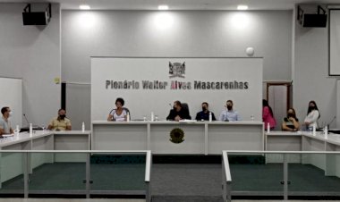 Professores se reúnem na Camara Municipal de Ceres, para discutirem o Piso Nacional