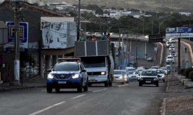 Rialma faz carreata para homenagear atletas da cidade campeões estaduais e brasileiro