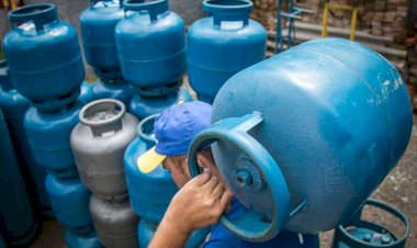 Gás de cozinha já custa quase 10% do salário mínimo; preço é o maior do século