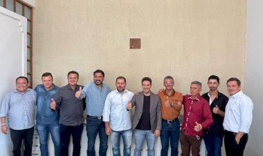 Ismael Alexandrino e Talles Barreto se unem por Vale do São Patrício União de ex-secretário da Saúde e deputado estadual tem como meta levar mais desenvolvimento para região