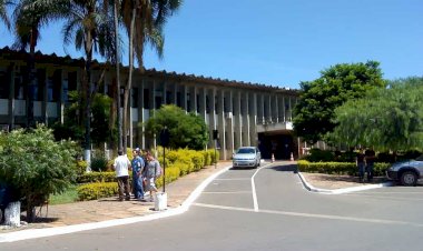 Em Goiás: Secretário de Saúde pede demissão após dizer em áudio que controla fila de cirurgia