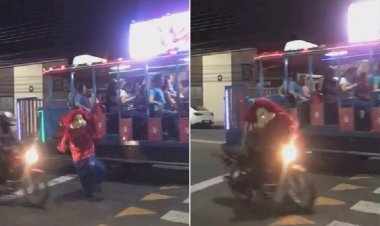 Em Goiás: Fofão é atropelado por motocicleta ao descer de Carreta Furacão