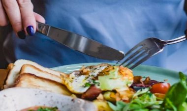 Nutricionista responde: comer rápido faz mal?