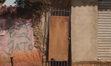 Em Goiás: Jovem mata a namorada a facadas e é preso após contar para o tio que tinha cometido o crime, diz PM