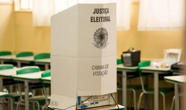 Eleições 2022: levar celular para a cabine de votação vira crime eleitoral