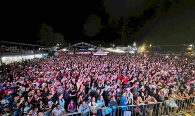 Rodeio Show! show do rapper Hungria, em Ceres lotou o Parque de Exposições