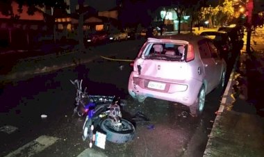 Em Goiás: Motociclista morre após bater contra carro estacionado
