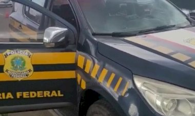 Caminhoneiro bêbado é preso ao fazer zigue-zague na BR-153