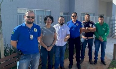 Prefeito Fred Vidigal participa de reunião com a Assessoria da Policia Técnica Científica do Estado de Goiás.