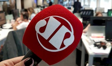 MPF pede cassação de licenças da Jovem Pan e multa por desinformação e apoio a discurso antidemocrático