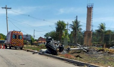 Pneu careca e falta de cinto podem ter custado vida de grávida em acidente em Goiânia