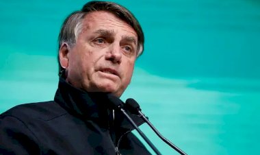 'Mandei, qual o problema?', diz Bolsonaro sobre mensagem contra o STF