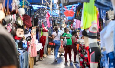 Associação da Feira Hippie e prefeitura divergem sobre cobrança de taxa para uso de banheiros