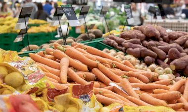 Preço de alimentos e bebidas cai pelo 5º mês seguido, mas ainda está acima do que era há 1 ano