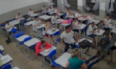 Em Goiás: Estudante é apreendido após agredir professor dentro de sala de aula