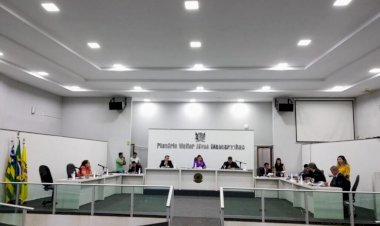 Câmara Municipal de Ceres realiza a 2ª Sessão Ordinária do mês de Dezembro de 2023